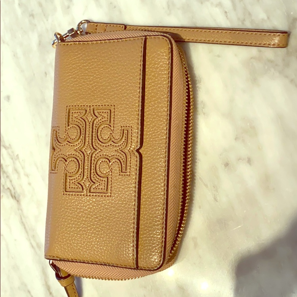 Tory Burch Smartphone Wristlet